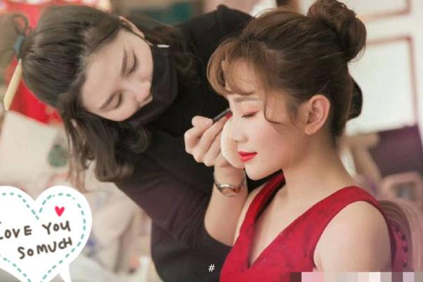 专业新娘妆，新娘早妆，半天全天跟妆